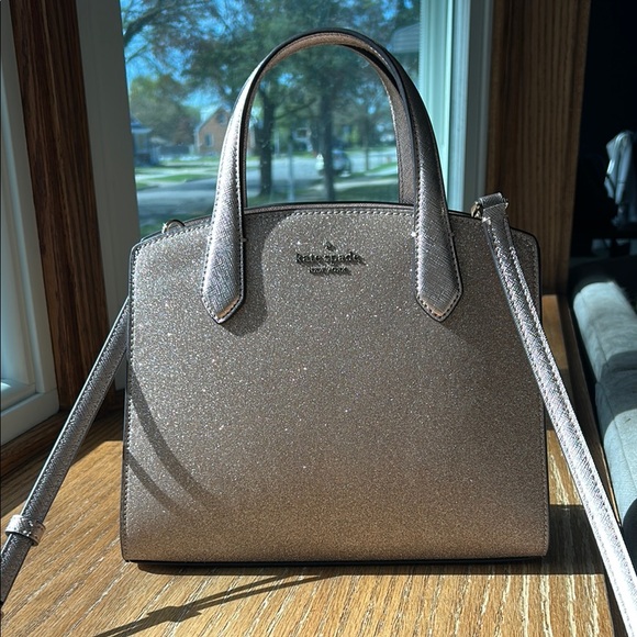 kate spade Handbags - Kate Spade Gold Glitter Handbag
